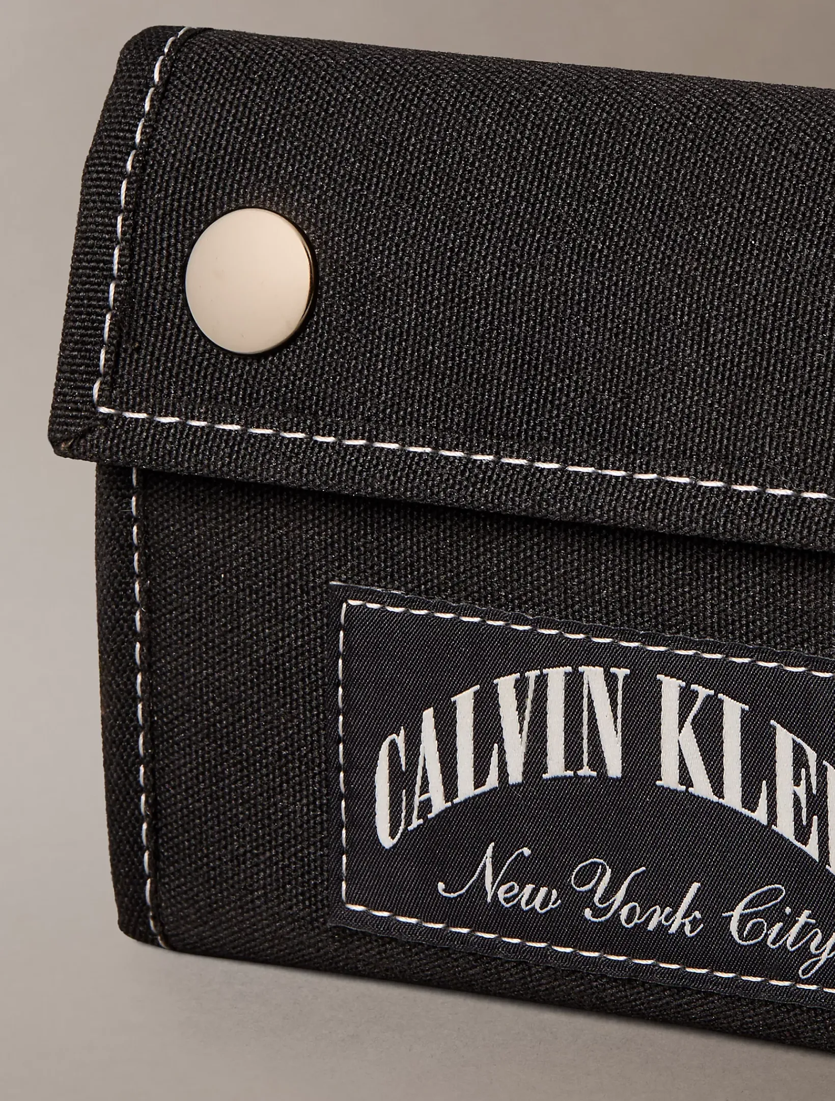 Calvin Klein Heritage Crest dreifach faltbares Portemonnaie^Herren Geldbörsen & Kartenetuis