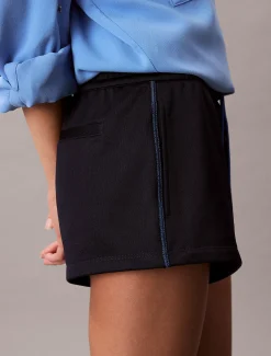Calvin Klein Hochglanz-Mini-Shorts aus Frottee^Damen Hosen & Shorts