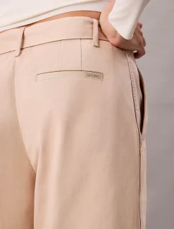 Calvin Klein Hose aus Baumwoll-Twill mit Gürtel^Damen Hosen & Shorts