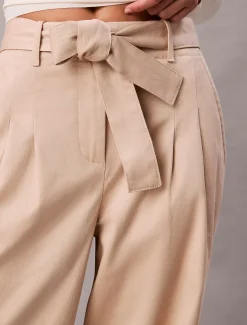 Calvin Klein Hose aus Baumwoll-Twill mit Gürtel^Damen Hosen & Shorts