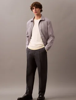 Calvin Klein Hose aus technischem Stretch^Herren Hosen & Shorts