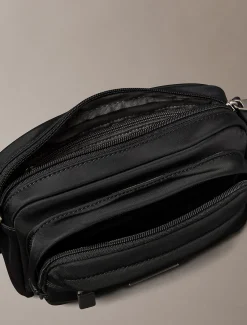 Calvin Klein Kameratasche aus wasserabweisendem Nylon^Herren Umhängetaschen & Schultertaschen|Taschen