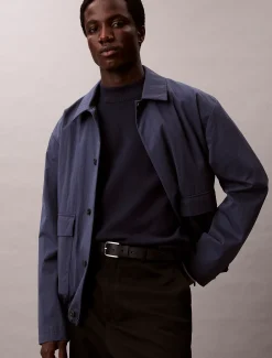 Calvin Klein Kastiger Pullover aus technischem Strick mit Stehkragen^Herren Strickdesigns