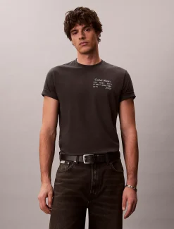 Calvin Klein Klassisches T-Shirt mit Logo-Box-Grafik^Herren T-shirts