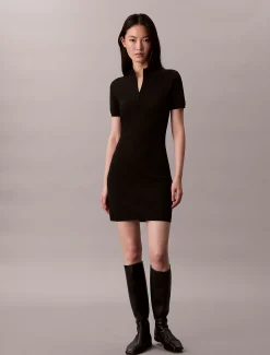 Calvin Klein Kleid mit Reißverschlussausschnitt und Logo-Jacquardmuster^Damen Kleider & Röcke