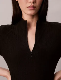 Calvin Klein Kleid mit Reißverschlussausschnitt und Logo-Jacquardmuster^Damen Kleider & Röcke