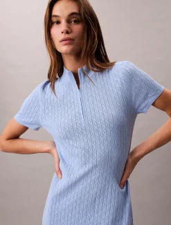 Calvin Klein Kleid mit Reißverschlussausschnitt und Logo-Jacquardmuster^Damen Kleider & Röcke