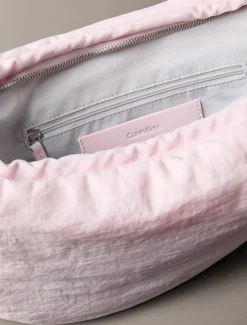 Calvin Klein Kleine Halbmondtasche aus Nylon^Damen SchultertaschenFrisch Eingetroffen|Taschen