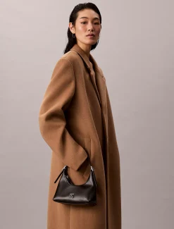 Calvin Klein Kleine Schultertasche aus Leder mit Monogramm-Logo-Emblem^Damen Umhängetaschen|Taschen