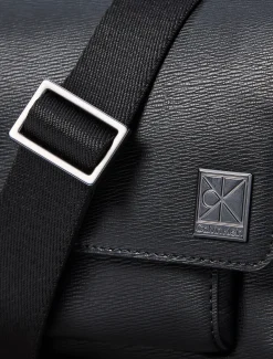 Calvin Klein Kleine Umhängetasche mit Saffiano-Emblem^Herren Umhängetaschen & Schultertaschen|Taschen