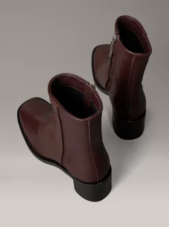 Calvin Klein Kniehohe Ankle Boots aus Leder mit quadratischem Zehenbereich und Reißverschluss^Damen Boots