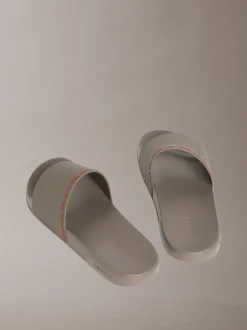 Calvin Klein Konturierte Logo-Slippers^Herren Slippers & Flip Flops