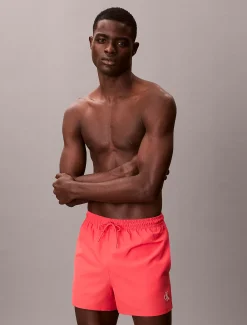 Calvin Klein Kurze Badeshorts mit Kordelzug – CK Monogram^Herren BademodeFrisch Eingetroffen
