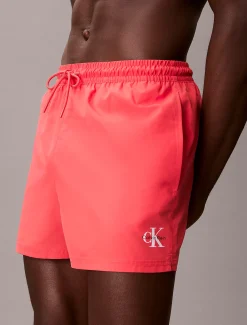 Calvin Klein Kurze Badeshorts mit Kordelzug – CK Monogram^Herren BademodeFrisch Eingetroffen