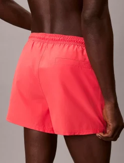 Calvin Klein Kurze Badeshorts mit Kordelzug – CK Monogram^Herren BademodeFrisch Eingetroffen