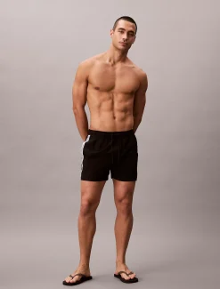 Calvin Klein Kurze Badeshorts mit Kordelzug - Logo Tape^Herren BademodeFrisch Eingetroffen