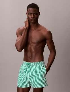 Calvin Klein Kurze Badeshorts mit Kordelzug – CK Monogram^Herren BademodeFrisch Eingetroffen