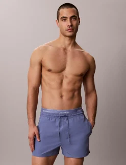 Calvin Klein Kurze Badeshorts mit Kordelzug – CK Essentials^Herren BademodeFrisch Eingetroffen
