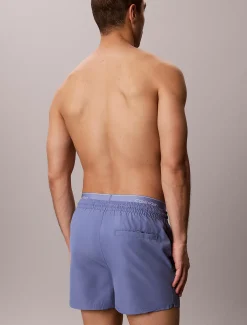 Calvin Klein Kurze Badeshorts mit Kordelzug – CK Essentials^Herren BademodeFrisch Eingetroffen