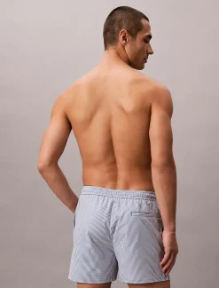 Calvin Klein Kurze Badeshorts mit Kordelzug - Seersucker^Herren BademodeFrisch Eingetroffen