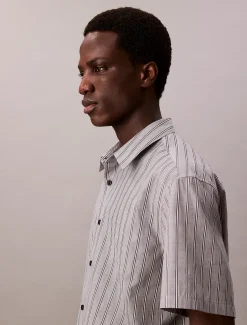 Calvin Klein Kurzärmeliges gestreiftes Hemd mit Struktur^Herren Hemden & Poloshirts