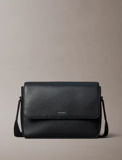 Calvin Klein Laptop-Umhängetasche mit Logo aus genarbtem Leder^Herren Umhängetaschen & Schultertaschen|Taschen