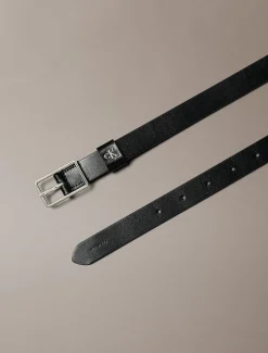 Calvin Klein Ledergürtel mit Metall-Monogramm^Damen Gürtel