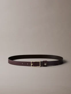 Calvin Klein Ledergürtel mit Metall-Monogramm^Damen Gürtel