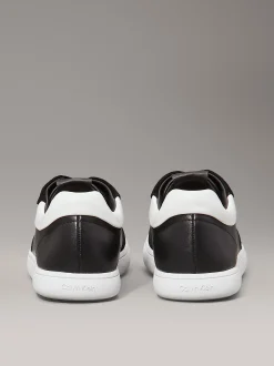 Calvin Klein Leder-Sneakers mit flachem Profil^Damen SneakerFrisch Eingetroffen