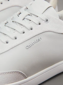 Calvin Klein Leder-Sneakers mit flachem Profil^Damen SneakerFrisch Eingetroffen