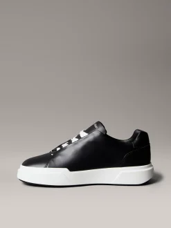 Calvin Klein Leder-Sneakers mit versteckter Ösenschnürung^Herren SneakerFrisch Eingetroffen