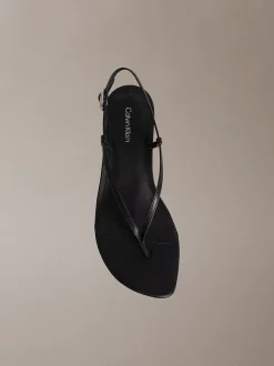 Calvin Klein Lina - Sandalen mit Kitten-Heel-Absatz aus Leder^Damen SandalenFrisch Eingetroffen
