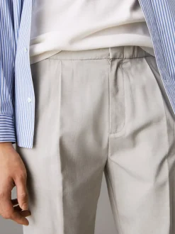 Calvin Klein Lässige Hose mit Bundfalten^Herren Hosen & Shorts
