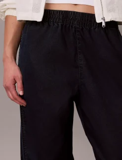 Calvin Klein Lässige Tech-Denim-Hose^Damen High Rise Skinny|Relaxed Boot