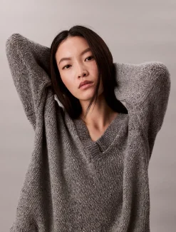 Calvin Klein Lässiger, dicker Pullover mit V-Ausschnitt^Damen Strickdesigns