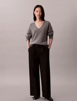 Calvin Klein Lässiger, dicker Pullover mit V-Ausschnitt^Damen Strickdesigns