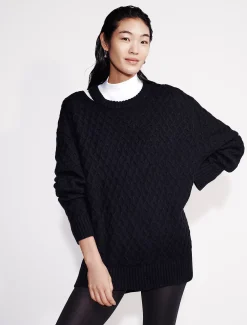 Calvin Klein Lässiger Pullover aus Merinowolle mit Zopfstrick^Damen Strickdesigns