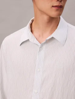Calvin Klein Lässiges, gestreiftes Hemd aus Viskose-Mix mit Knopfleiste^Herren Hemden & Poloshirts
