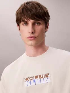 Calvin Klein Lässiges T-Shirt mit Block-Logo-Grafik^Herren T-shirts