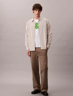 Calvin Klein Lässiges T-Shirt mit Grafik^Herren T-shirts