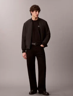 Calvin Klein Lässiges T-Shirt mit Matchbox-Logo-Grafik^Herren T-shirts