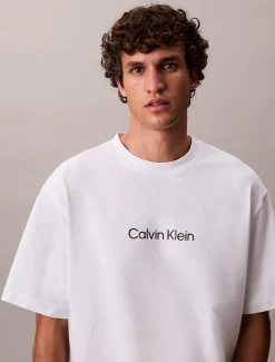 Calvin Klein Lässiges T-Shirt mit Standardlogo^Herren T-shirts