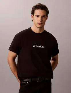 Calvin Klein Lässiges T-Shirt mit Standardlogo^Herren T-shirts