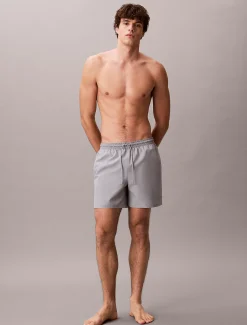 Calvin Klein Medium Badeshorts mit Tunnelzug – CK Monogram^Herren BademodeFrisch Eingetroffen