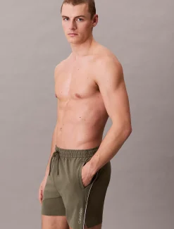 Calvin Klein Medium Badeshorts mit Tunnelzug - CK Tech^Herren BademodeFrisch Eingetroffen