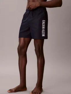 Calvin Klein Medium Badeshorts mit Tunnelzug – Intense Power^Herren BademodeFrisch Eingetroffen