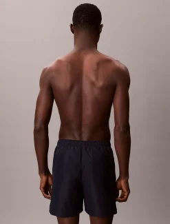 Calvin Klein Medium Badeshorts mit Tunnelzug – Intense Power^Herren BademodeFrisch Eingetroffen