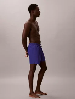 Calvin Klein Medium Badeshorts mit Tunnelzug – CK Monogram^Herren BademodeFrisch Eingetroffen