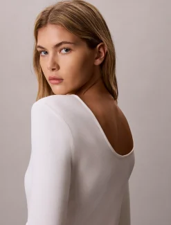 Calvin Klein Monologo T-Shirt mit U-Ausschnitt^Damen T-shirts & Tops