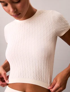 Calvin Klein Nahtloses Pyjama-Top mit geripptem Emblem^Damen Nachtwäsche & Loungewear